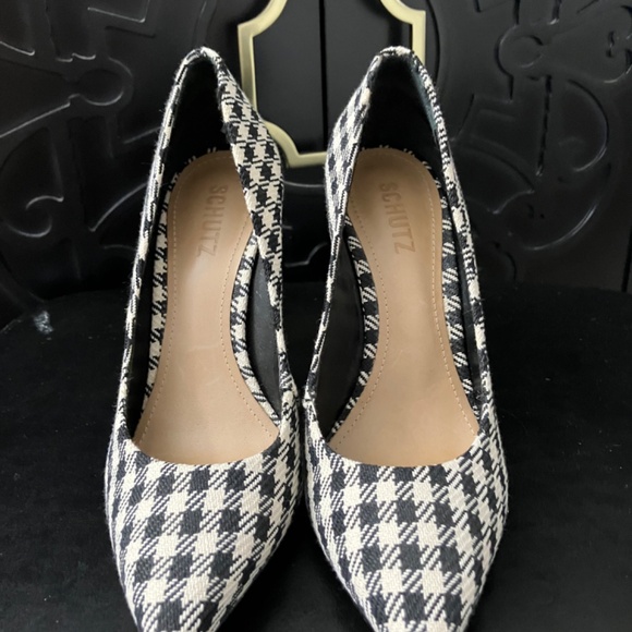 Schutz Houndstooth Stilettos - Picture 2 of 13
